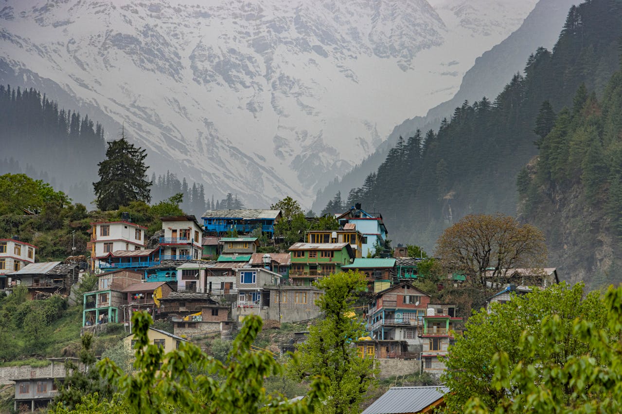 cottages in Manali